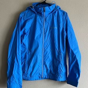 Columbia womens blue packable windbreaker size M